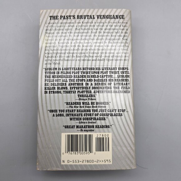 Robert Ludlum Thrilling action Mystery Paperback Books (Set of 6) - Picture 5 of 15